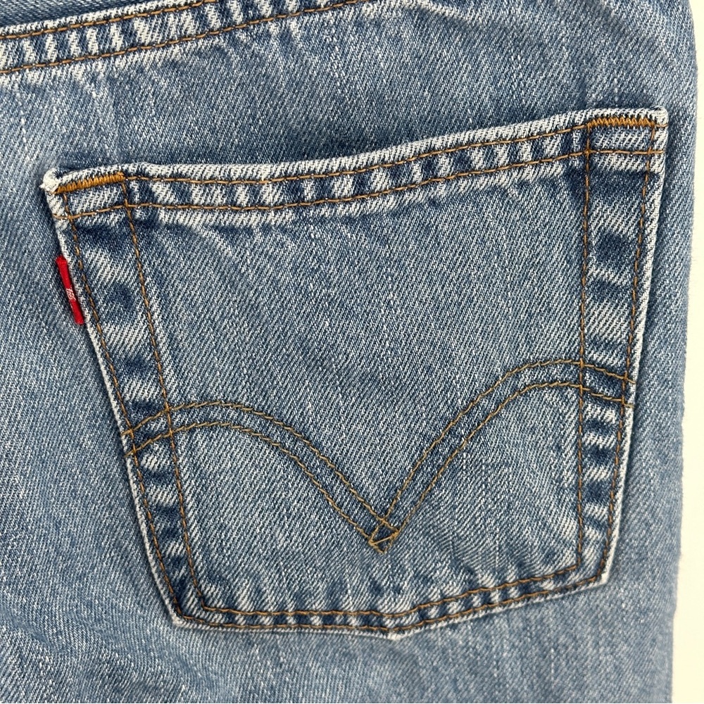 Levi's Straight Leg Jeans in Classic Blue 2000’s 100% Cotton 29x30 - Picture 5 of 8